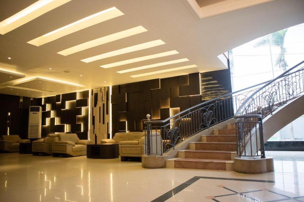 Karlita Hotel Tegal Exteriér fotografie